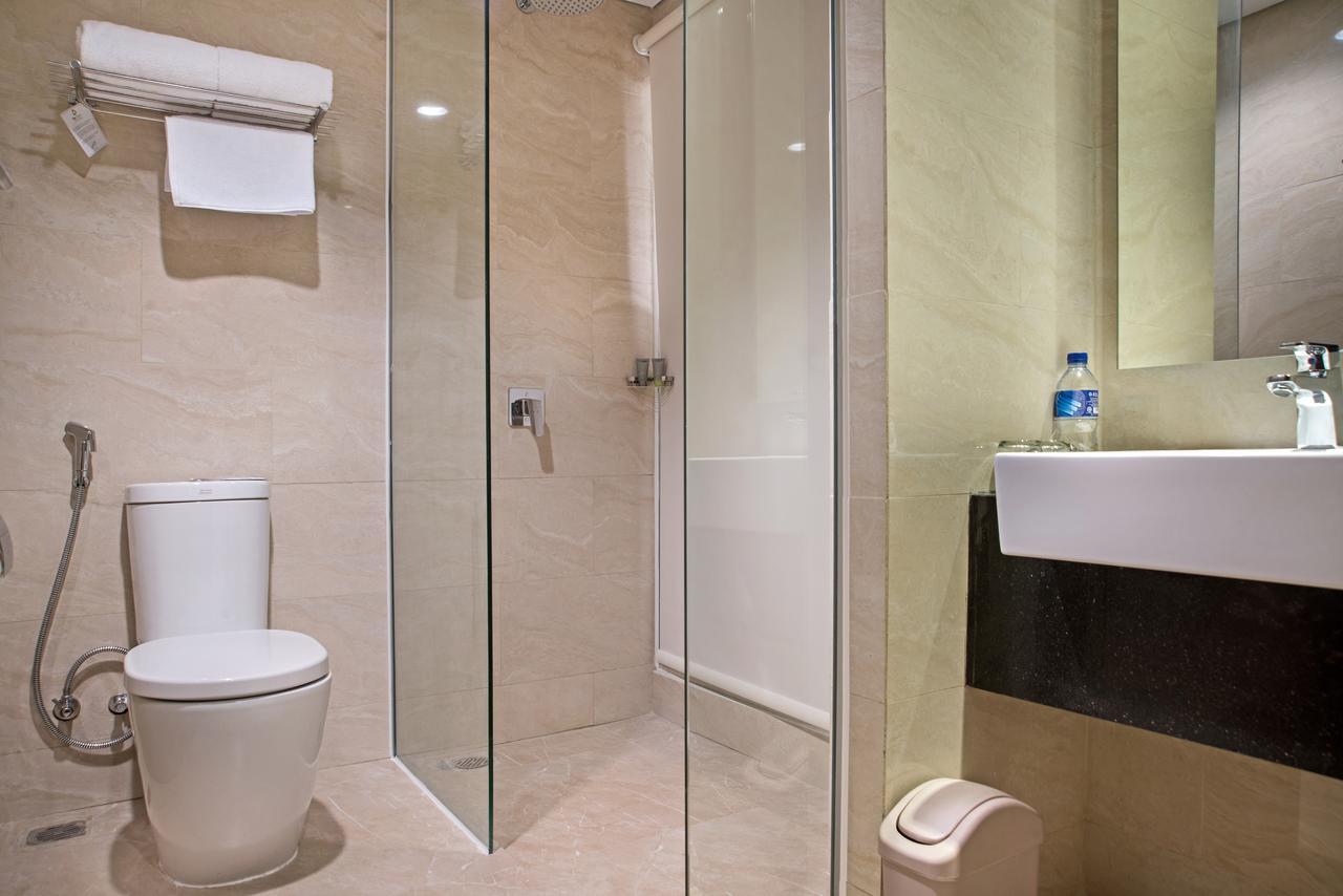 Grand Whiz Poins Simatupang Yakarta Exterior foto