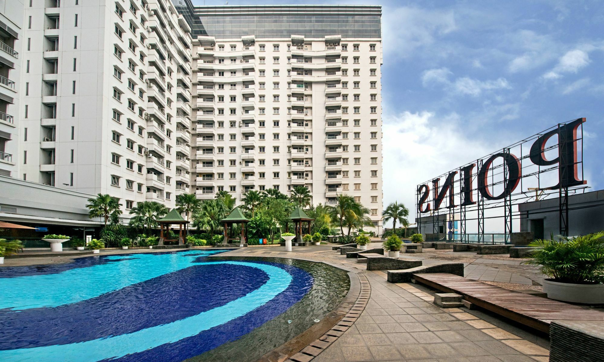 Grand Whiz Poins Simatupang Yakarta Exterior foto